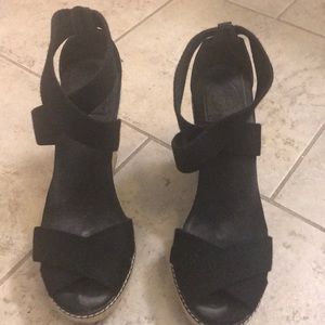 Tory Burch Espadrilles only worn Twice!